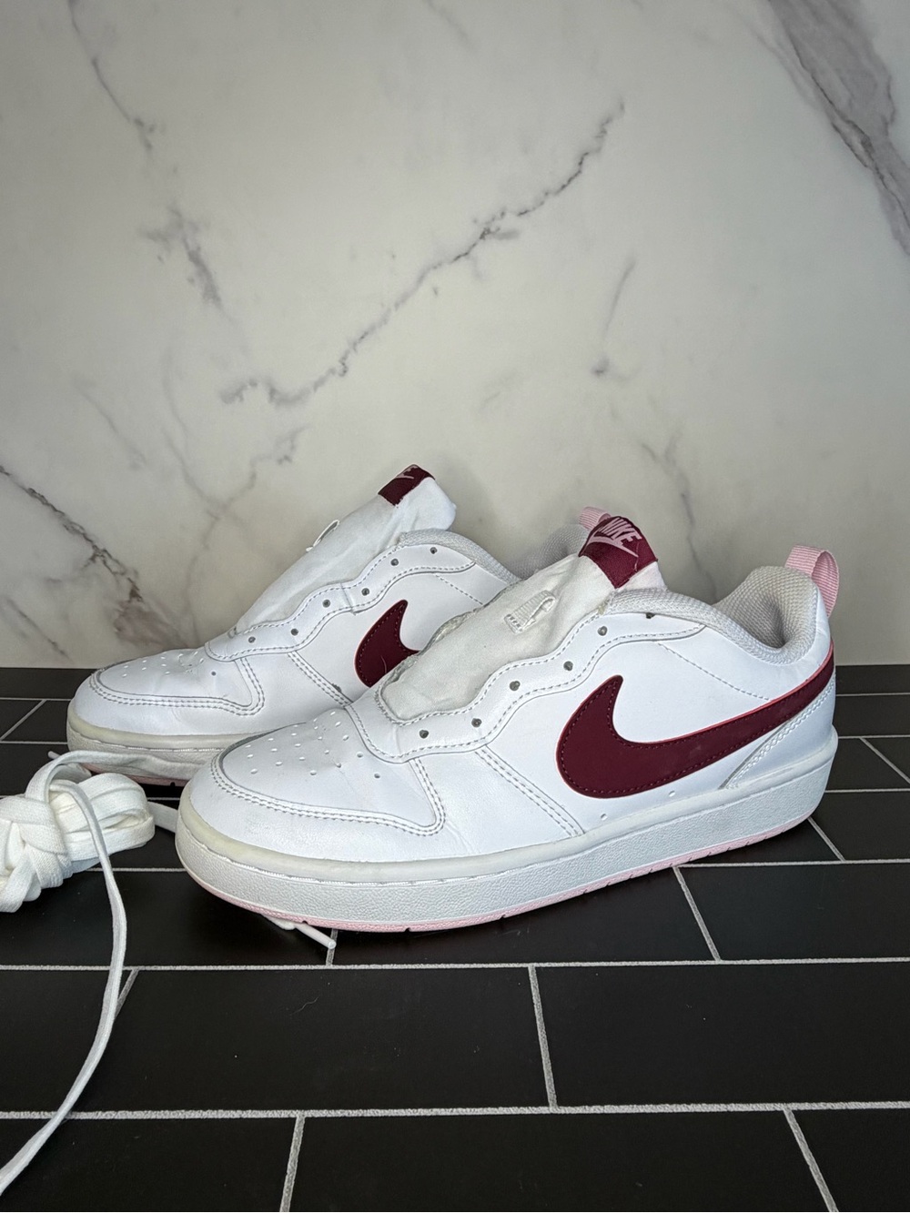 Nike White Sneakers with Maroon/Pink Swoosh Kids 5.5Y or Women’s 7